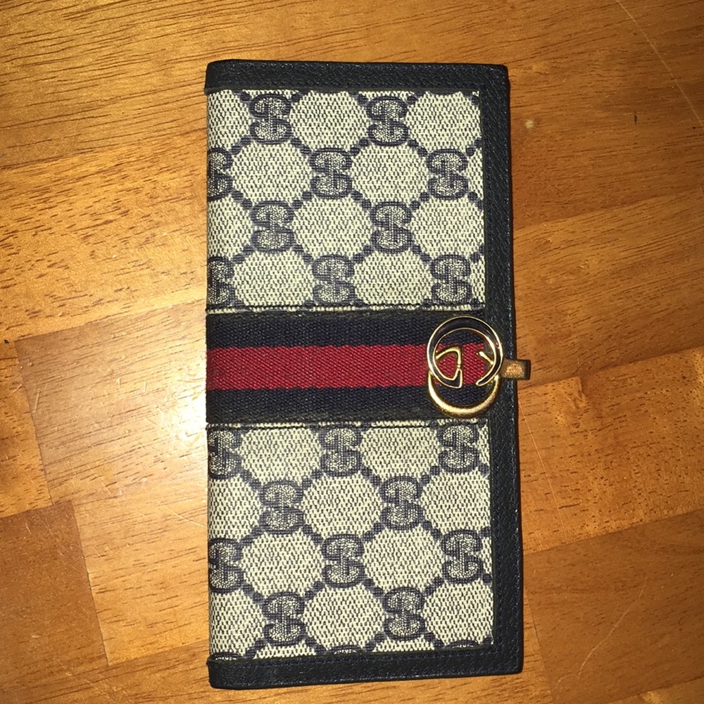 Authentic Gucci check book case
